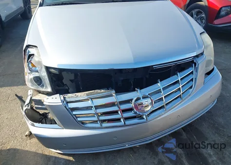 2010 Cadillac Dts Luxury Collection из США, поврежденный, VIN 1G6KD5EYXAU132947